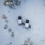 Aurora Igloo Village Yllaes - Hot Tub