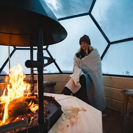 Daire Aurora Igloo Village Yllaes - Hot Tub